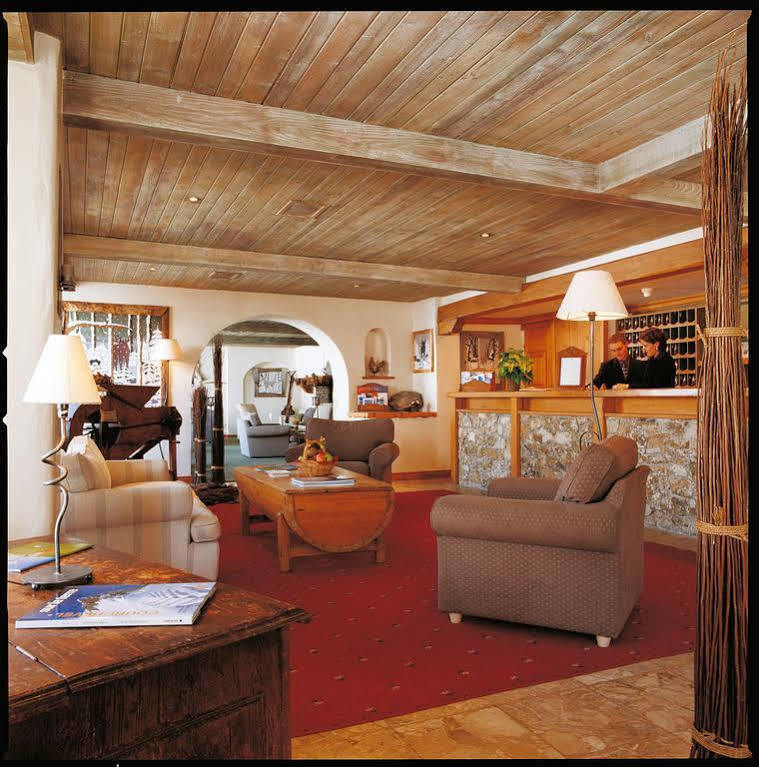 Grand Au Rond Point Des Pistes 4* Courchevel